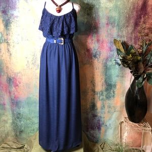 ⭐️⭐️Iz Byer Carmen Style Maxi Dress with lace⭐️⭐️